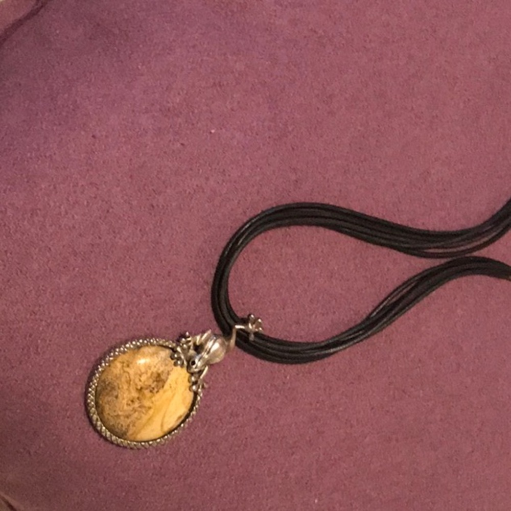 Necklace - Picture 4 of 4